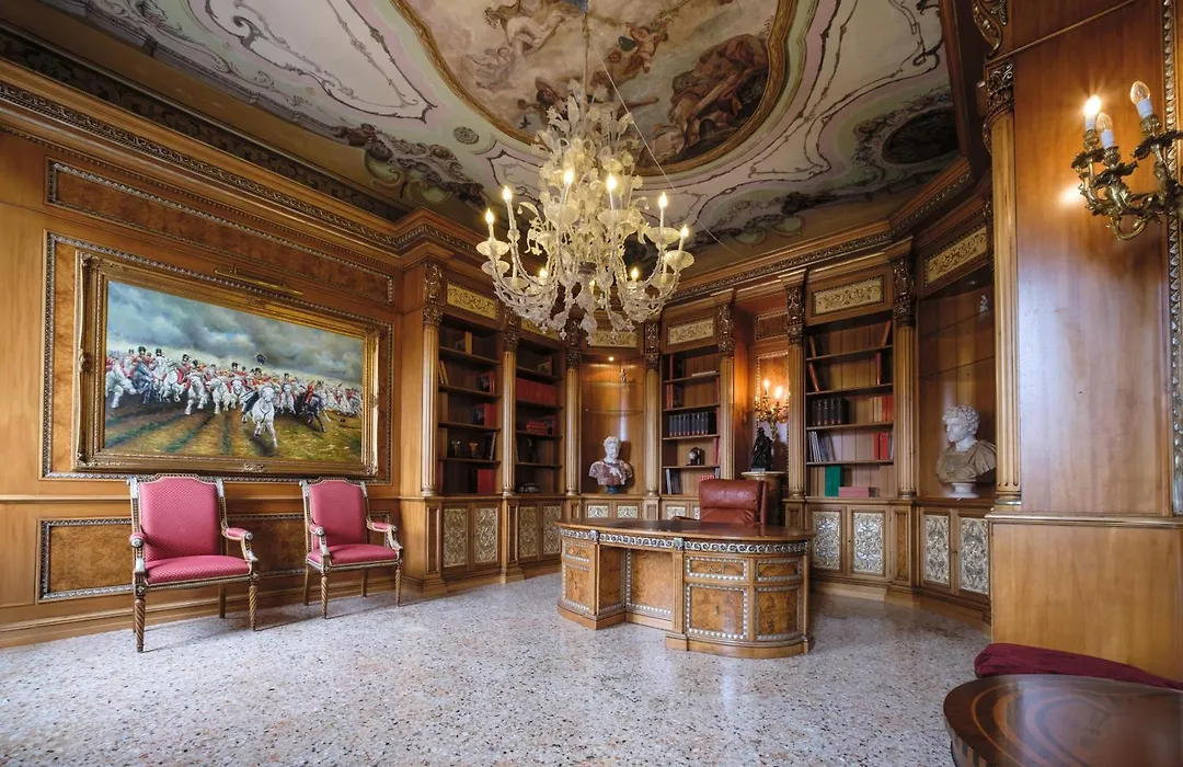 Palazzo Ca' Bernardo By Francesco Molon-1